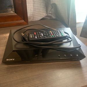 Sony Blu-ray DvD player with Netflix